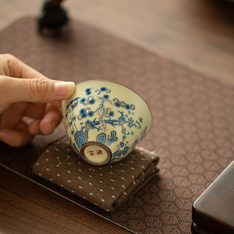 景徳鎮手描き青白冬の三友茶杯シングルカンフーテイスティングカ - Office Technician のレビューと価格